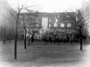 Moritzkirchhof - Blick nach Westen - Gebäude des ehemaligen Johanneshospitals