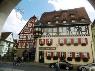 Rothenburg ob der Tauber: Tanz- und Fleischhaus Jagstheimer Haus (Marienapotheke)