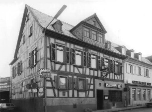 Gasthaus 'Zum Schwanen'; Frankfurt, Wilhelmshöher Straße 152
