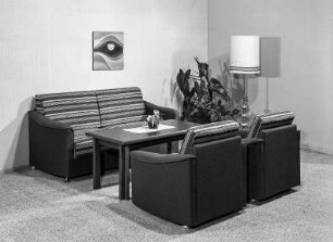Sitzgruppe : Leipziger Herbstmesse, 1989. Sitzgruppe des VEB Möbelkombinat Zeulenroda-Triebes 