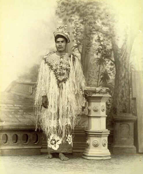 "Tahiti pendant la fête française. Fête nationale en juillet 1895"