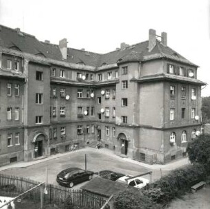 Dresden-Trachau, Wilder-Mann-Straße 6/8/Industriestraße 5. Wohnanlage (1912; H. Erlwein). Hofansicht