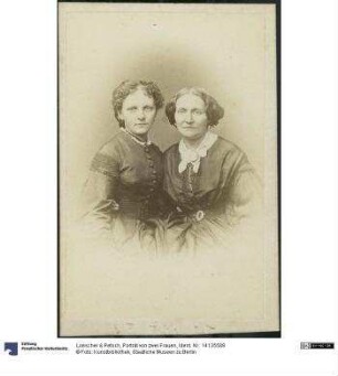 Porträt von zwei Frauen