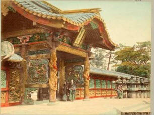 Tempeltor in Shiba, Tokio