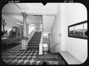 Gotha, Parkallee 15. Schloss Friedenstein. Ekhof-Theater (Einbau 1681-1683, Umbau 1774-1775). Foyer