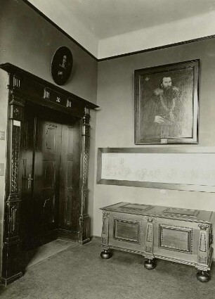 Türverkleidung aus dem Haus Burglehn 15