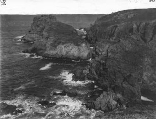 Kap : Blick auf die Felsen von Pointe du Raz.