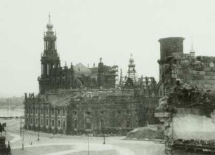 Ruine der ehemaligen Katholischen Hofkirche : Dresden-Altstadt. Ruine der ehemaligen Katholischen Hofkirche