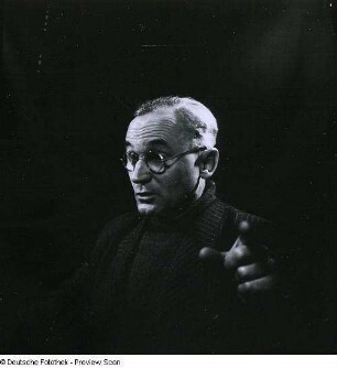 Portraitserie August Scholtis