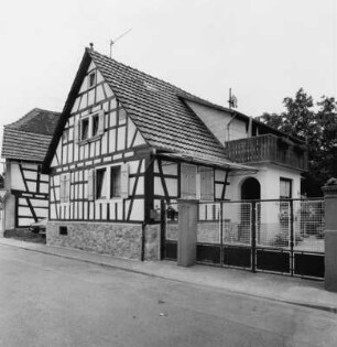 Zwingenberg, Feldstraße 4