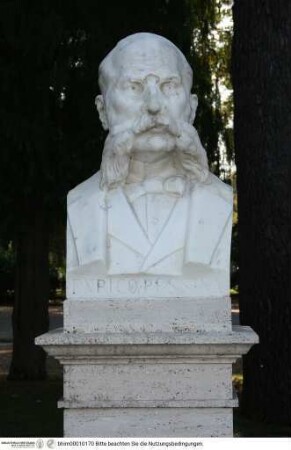 Büste des Enrico Pessina