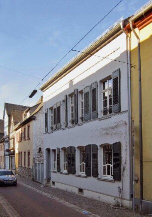 Eltville, Rheingauer Straße 48