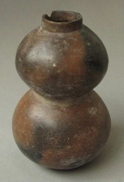 Clay vessel