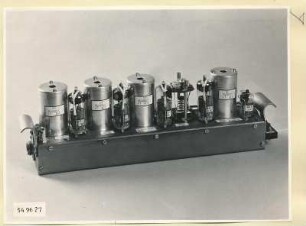 Spektrometer 3-12cm, Signal Z-F-Verstärker S.-Nr. ..16461.1Draufsicht, Foto 1954