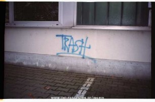 TRASH