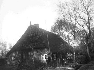 Reetgedecktes Fachwerkhaus