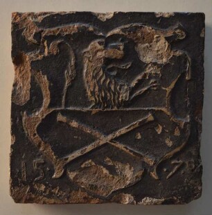 Fliese mit Wappen des Kölner Bürgermeisters Johannes Maes