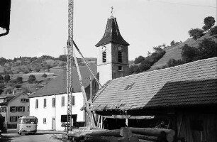 Kirche und Sägewerk in Wies