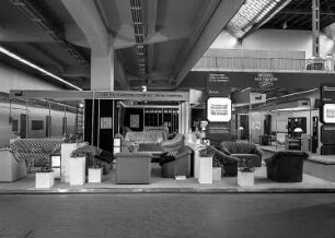 Ausstellungskojen des VEB Polstermöbelkombinat Oelsa-Rabenau
