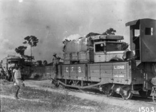 Güterwagen : Wagen der Schomburgk-Expedition auf einem Güterwagen