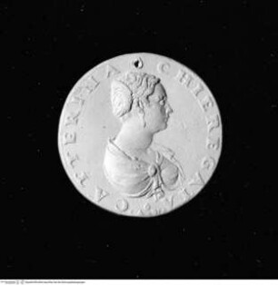 Medaille der Caterina Chierigata: Brustporträt mit geflochtenen Haaren und Ohrhänger nach rechts