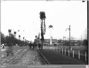 Sängerfest: Hohenzollernplatz (jetzt Friedrich-Ebert-Anlage) von Westen, rechts Festplatz