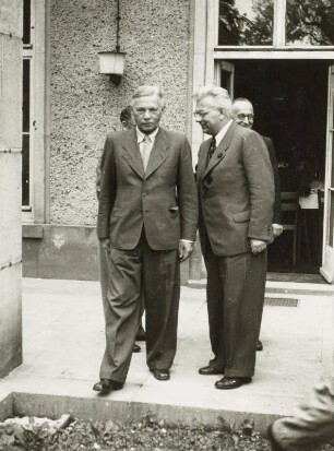 Jahrestag der Landesverwaltung Sachsens. Dr. Rudolf Friedrichs und Dr. Kurt Fischer