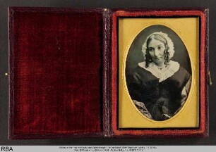 Bildnis einer Frau mit Haube und Spitzenkragen