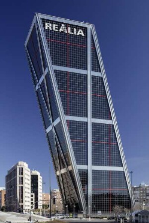 Puerta de Europa — Puerta de Europa II