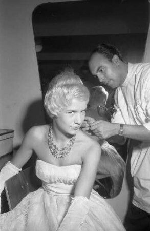 Landesmeisterschaften 1958 des baden-württembergischen Friseurhandwerks in der Schwarzwaldhalle.