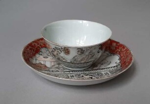 Koppchen mit Untertasse mit Darstellung eines europäischen, musizierenden Paars ("Chine de commande")