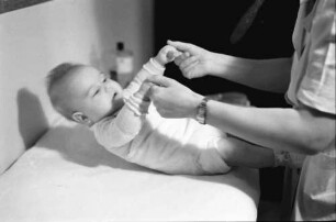 Bukarest: Baby Welkisch mit Frau Welkisch