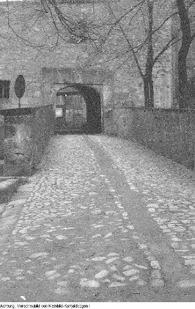 Burg Hohnstein (Gedenkstätte für die Opfer des Faschismus). Übergang zum Burghof