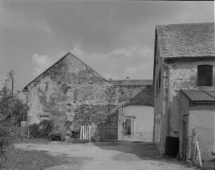 Großharthau, Dreiseithof