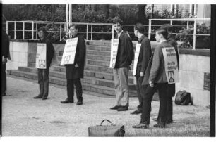 Kleinbildnegativ: Kampagne gegen den Vietnamkrieg, 1966