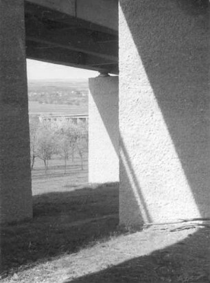 Aichelbergviadukt, km 165,953 - km 166,868 Brücke fertiggestellt 1938