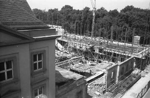 Bau des Landratsamts Schloßplatz 19.