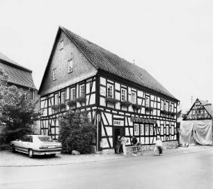 Ehem. Rathaus und ''Sommerhaus''; Rosbach vor der Höhe, Homburger Straße 2