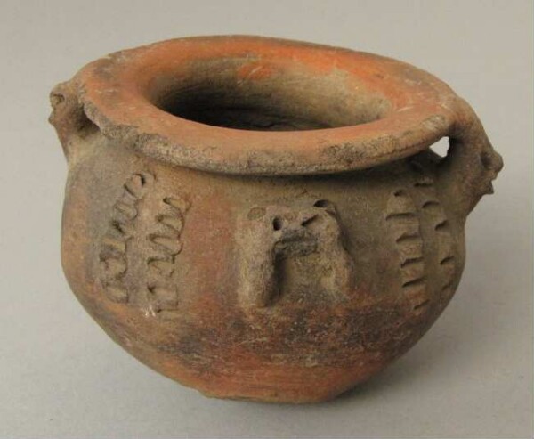 Clay vessel