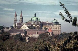 Stift (Gebäude)