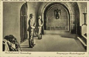 Reichsehrenmal Tannenberg. Eingang zur Hindenburggruft.