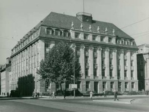 Geschäftshaus Holzmann und Bürohaus Taunusanlage 11, Frankfurt am Main, 1949