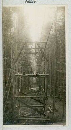 Foto einer Seilbahnstütze am Hartmannsweilerkopf