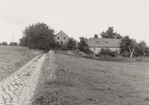 Königshain (Kreis Görlitz), Dorfstraße 303. Bauernhof (um 1800)