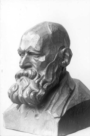 Büste eines bärtigen Mann : Büste eines bärtigen Mann. Holz, geschnitzt (1912)
