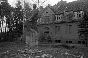 In Wünsdorf mit Lenin