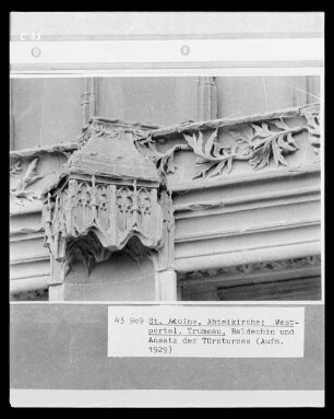 Westportal, Trumeau: Baldachin