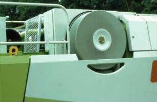 Fotografie: Mähdrescher selbstfahrend, Lüftung, Dieselmotor, Antriebs- und Anbausystem