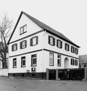 Ehem. Rathaus; Wölfersheim, Kirchplatz 3