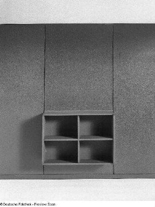 Schrankteil (1980; Bräunig, Hochschule für Kunst und Design Halle (Burg Giebichenstein))